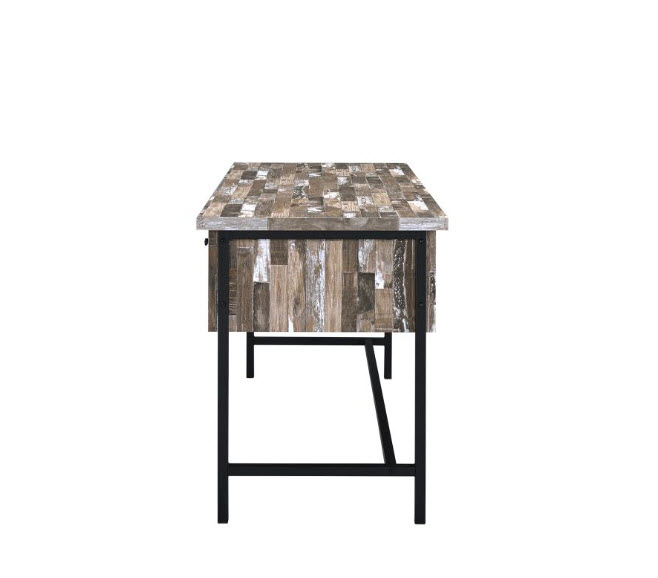 Desk Desk